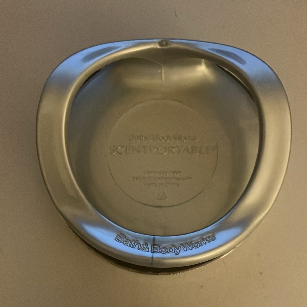 Car Fragrance Holder Bath & Body Works - Picture 2 of 4